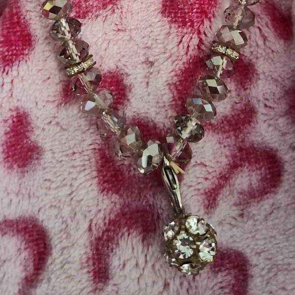 NECKLACE - Picture 2 of 7
